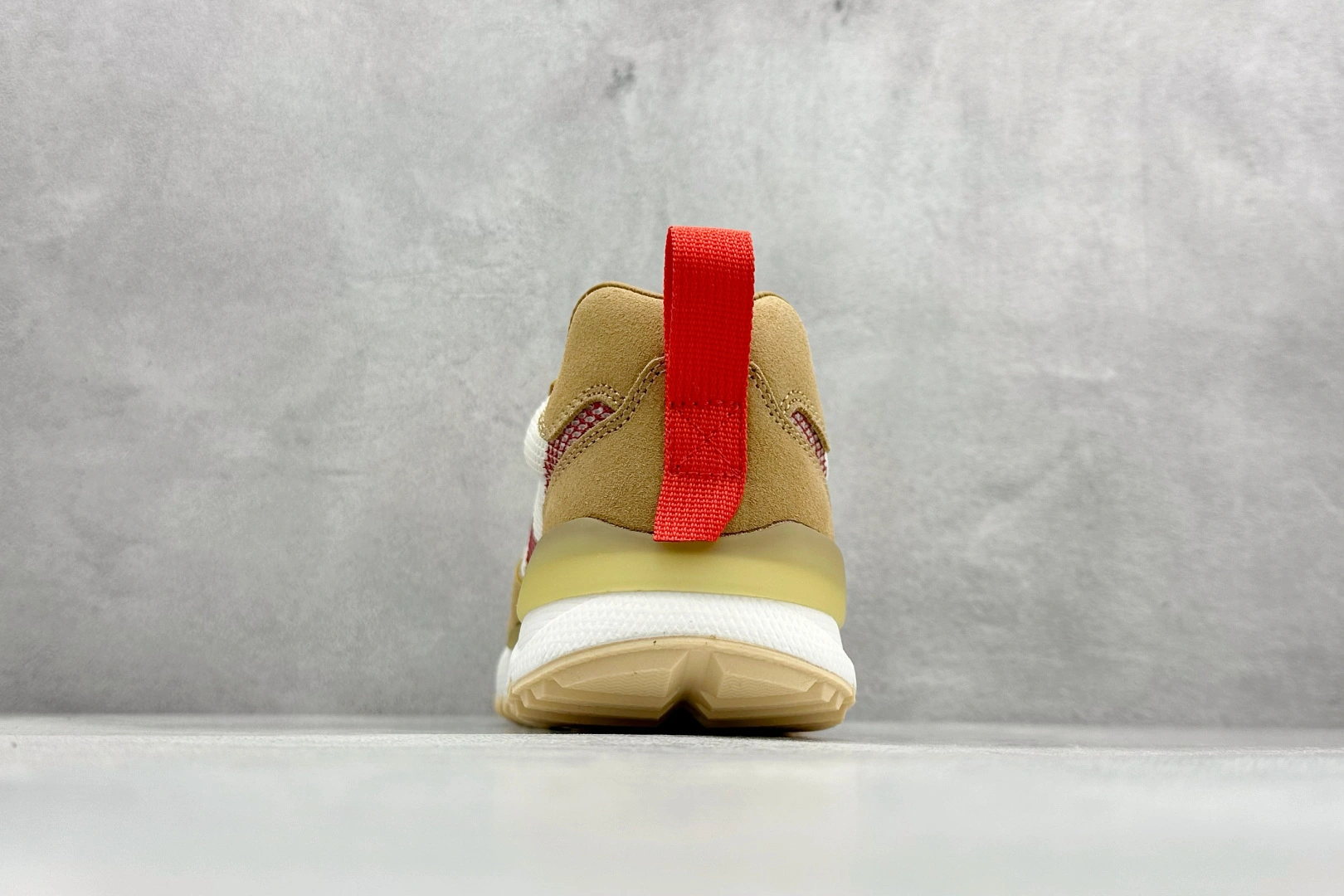 Flying pig--9ik5 IF2885-100 Tom Sachs x NK Craft Mars Yard 2.0 item: E-X575L2038B